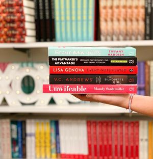 Image post by @gallerybooks on Instagram