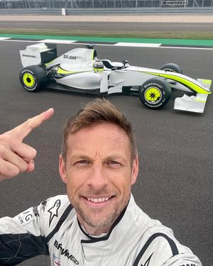 Image post by @jensonbutton on Instagram