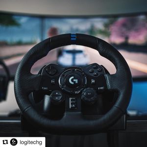 Image post by @maxpapis on Instagram