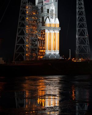 Image post by @nasaartemis on Instagram