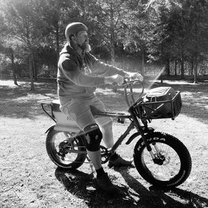Image post by @huckcycles on Instagram