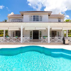 Image post by @christiesrealestate on Instagram