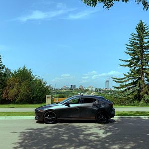 Image post by @parkmazda on Instagram