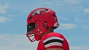 Video post by @riddellsports on YouTube