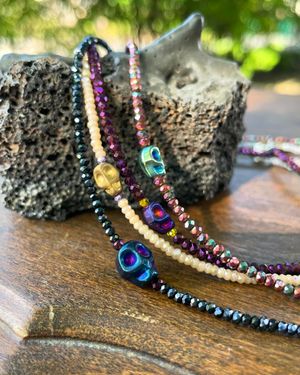 Image post by @beadcache on Instagram