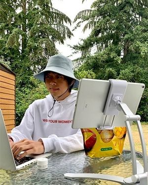 Image post by @uscdornsife on Instagram