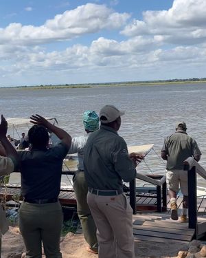 Image post by @chiawasafaris on Instagram