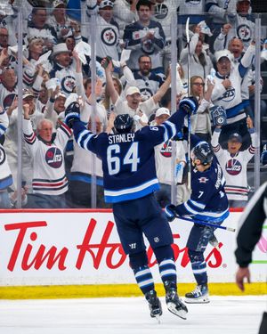 Image post by @nhljets on Instagram