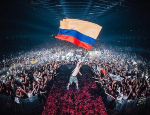 Image post by @steveaoki on Instagram