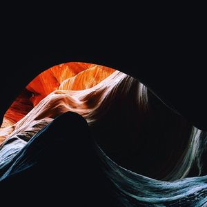 Image post by @discovery on Instagram