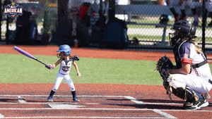 Image post by @softballyouth on Instagram