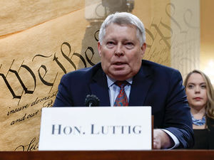 Image post by @UofSCLaw on Twitter/X
