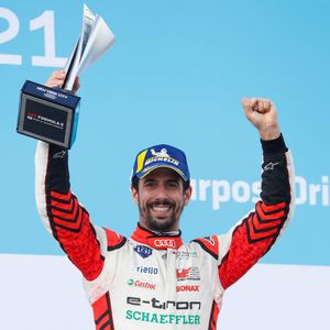 Image post by @lucasdigrassi on Instagram