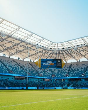 Image post by @theparraeels on Instagram