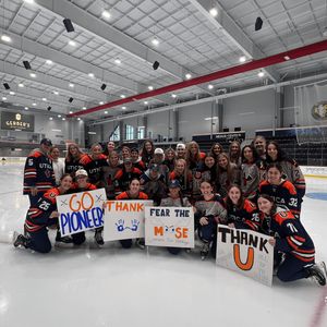 Image post by @uticawomenshockey on Instagram