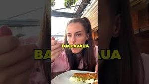 Video post by @arianamtz on YouTube