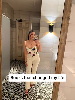 Image post by @lexdelag on TikTok