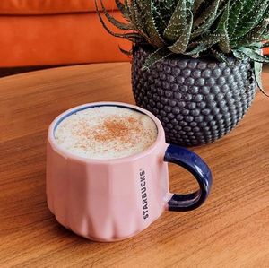 Image post by @blackgirlsinstarbucks on Instagram