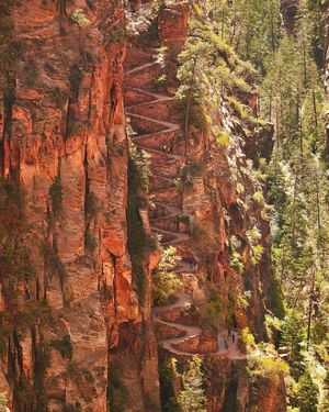 Image post by @nationalparkscollective on Instagram