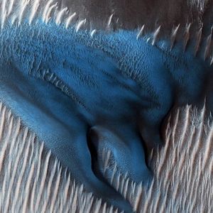 Image post by @nasaartemis on Instagram