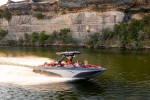 Image post by @tigeboats on Instagram