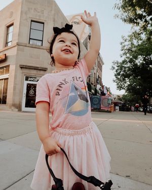 Image post by @byohlola on Instagram