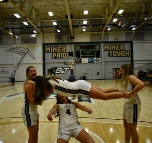 Image post by @miners_wbb on Instagram
