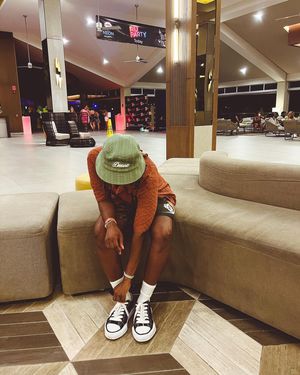 Image post by @wheadacashat_ on Instagram