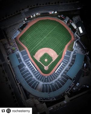 Image post by @rocredwings on Instagram