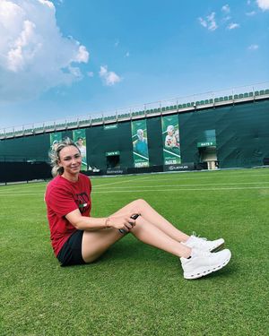 Image post by @donnavekic on Instagram