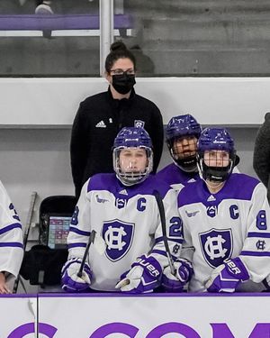 Image post by @hcrosswhockey on Instagram