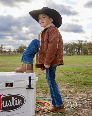Image post by @justinboots_ on Instagram