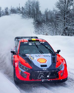Image post by @shellmotorsport on Instagram