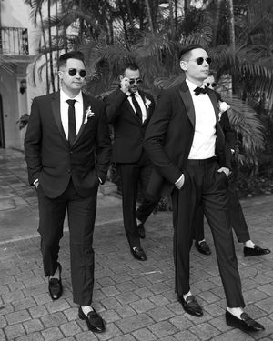 Image post by @eventsbyroam on Instagram