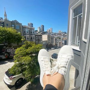 Image post by @onlyinsf on Instagram