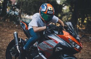 Image post by @boldriders on Instagram