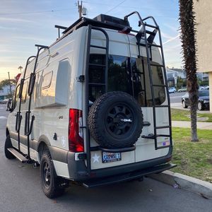 Image post by @owl.van.engineering on Instagram