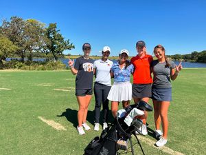 Image post by @cowgirlgolf on Instagram