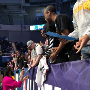 Image post by @nbacares on Instagram
