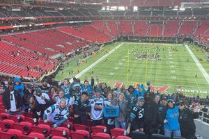 Image post by @roaringriot on Instagram