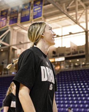 Image post by @drakewbb on Instagram