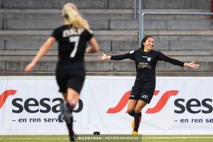 Image post by @christenpress on Instagram