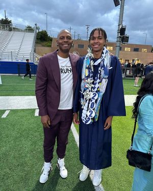 Image post by @iam1cent on Instagram