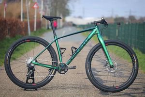 Image post by @esigrips on Instagram