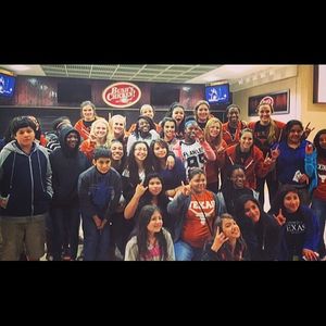 Image post by @texasvolleyball on Instagram