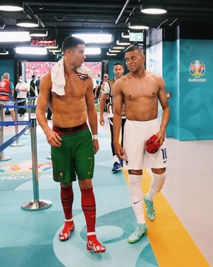 Image post by @football__hqs on Instagram