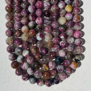 Image post by @beadcache on Instagram