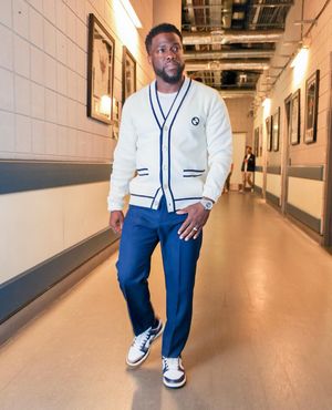 Image post by @kevinhart4real on Instagram