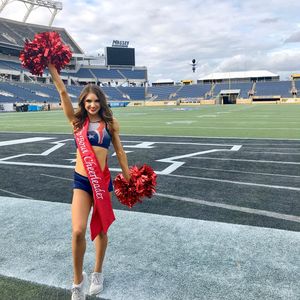 Image post by @texanscheerleaders on Instagram