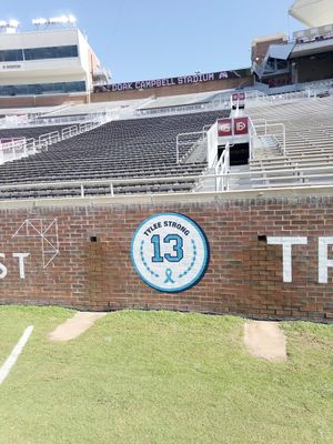 Image post by @UNCFootball on Twitter/X